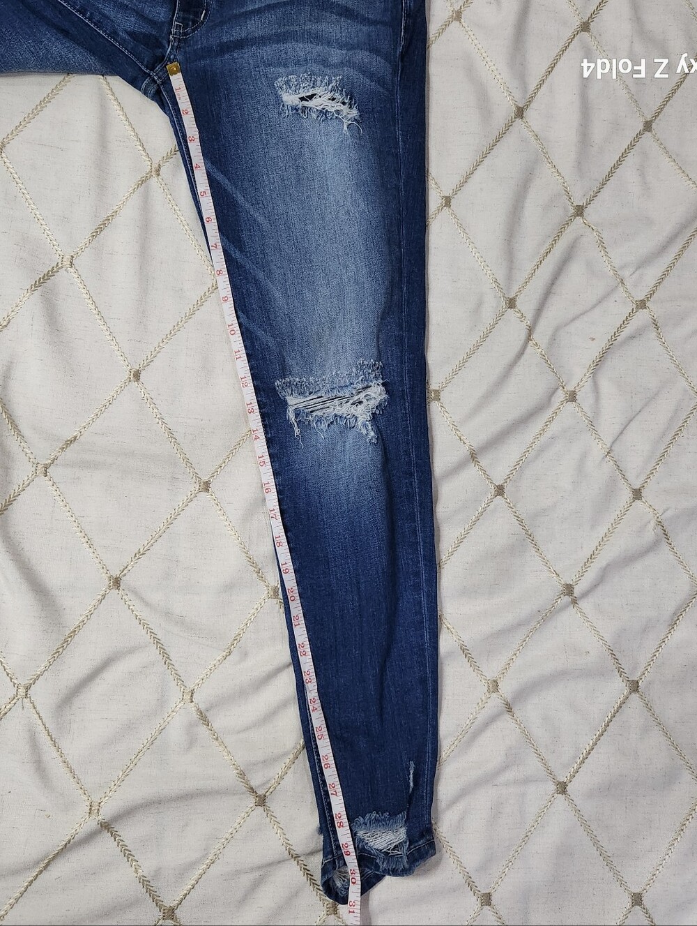 KanCan Distressed Skinny Jeans Medium Dark Wash Stretch Size 27 Waist 5/6 EUC - Picture 6 of 7